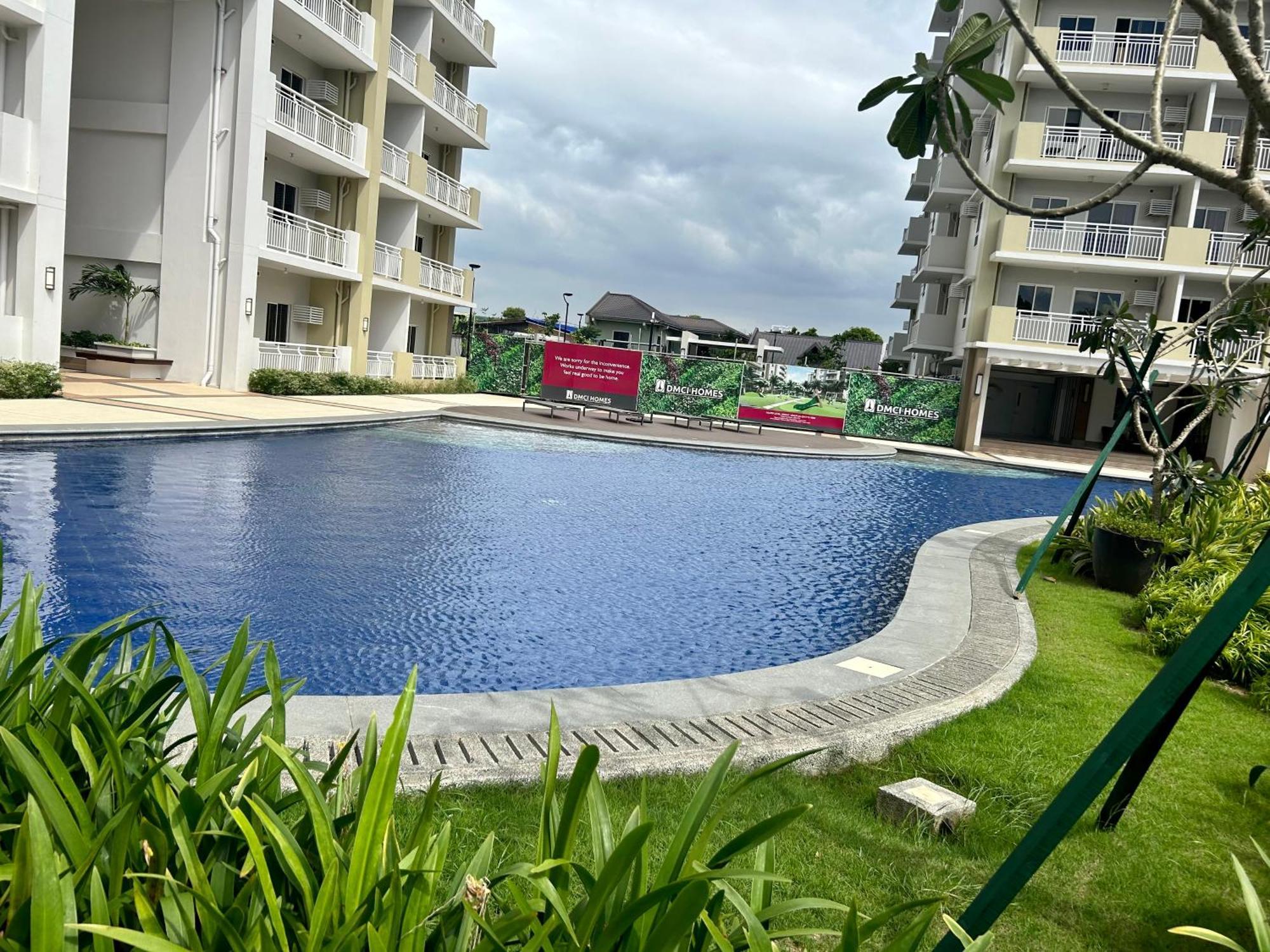 The Atherton Paranaque City Esterno foto